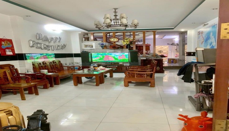 MẶT TIỀN CHUẨN - tổng doanh thu TỐT - giá cực rẻ - BÁN GẤP GẤP. Khu K82 Hiếm ngôi nhà Bán