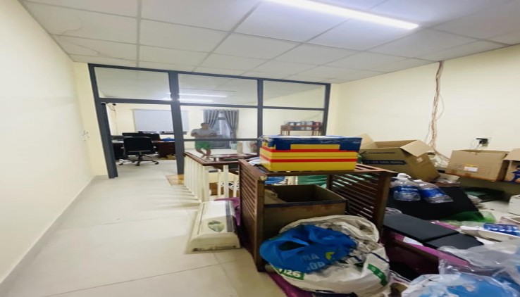 Bán nhà ở PHÚ NHUẬN, HẺM Ô.TÔ, 40 M2, Hoàng Văn Thụ 6.9 tỏi