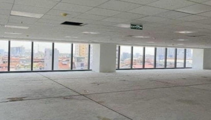 Chính chủ cho thuê SÀN VĂN PHÒNG mặt phố trung tâm ngã tư sở.