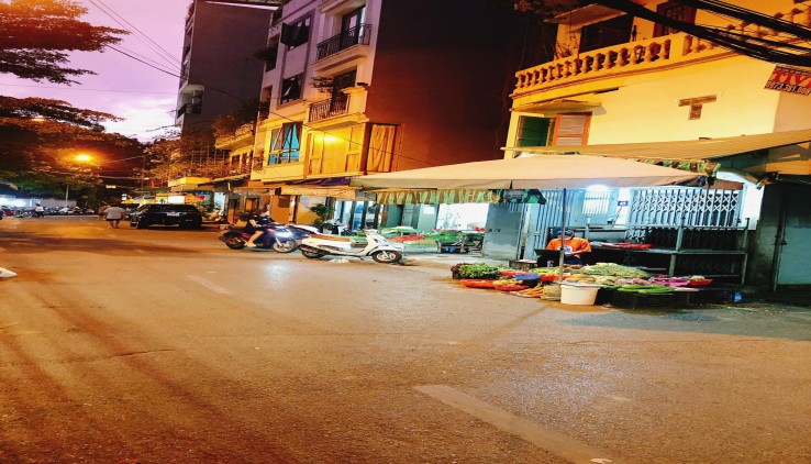 HOÀNG HOA THÁM (12.8 TỶ) - NGAY PHỐ ĐỒNG CỔ - Ô TÔ QUA NHÀ - DIỆN TÍCH 52 M2 X 3 TẦNG