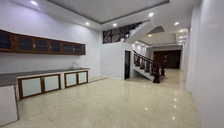 Bán 58m2 đất mặt đường QL3, full thổ cư , không quy hoạch, vị trí đắc địa nhất Đông Anh