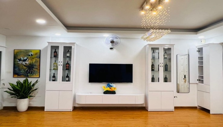 Tòa Cenland ( 137 Nguyễn Ngọc Vũ )