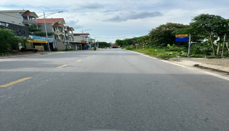 Cc gửi bán 56.9m2 ; mt=mh= 4.5m, 2.x tỷ, Phụng Châu huyện Chương Mỹ Hà Nội, ô tô tránh, kinh doanh