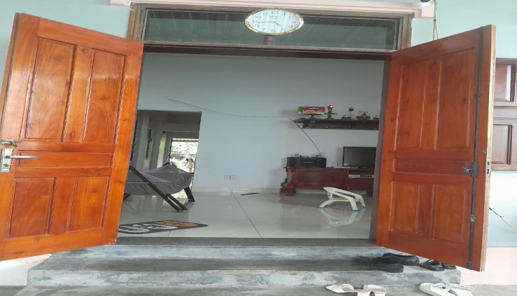 Bán nhà cấp 4 cách đường lư giang phước đồng chỉ 10m