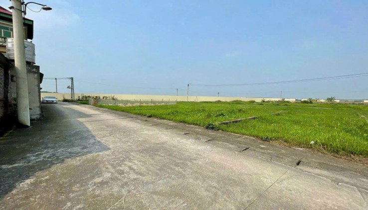 NÓNG..... NÓNG.....
 ĐẤU GIÁ THÔN ĐỒNG, NGUYÊN KHÊ - LÕI CÔNG VIÊN PHẦN MỀM VINTECH