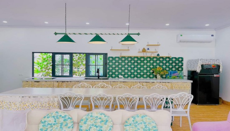 Cc gửi bán 790m2, x tr/m2,  tại Tiên Lữ, Tiên Phương, hiện tại đang kinh doanh Villa Nghỉ Dưỡng, dòng tiền sau khi trừ chi phí, trung bình đạt
