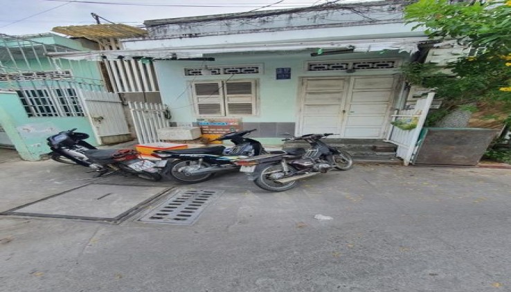 BÁN ĐẤT TẶNG NHÀ CẤP 4 HẺM ĐƯỜNG 2/4 VẠN THẮNG TTTP NHA TRANG