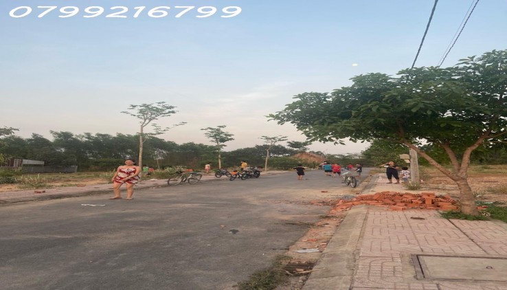 Đất nền Trảng Bom Đồng Nai sổ riêng thổ cư trọn sổ 1 tỷ 150 . LH 0799 216 799 em Trinh.