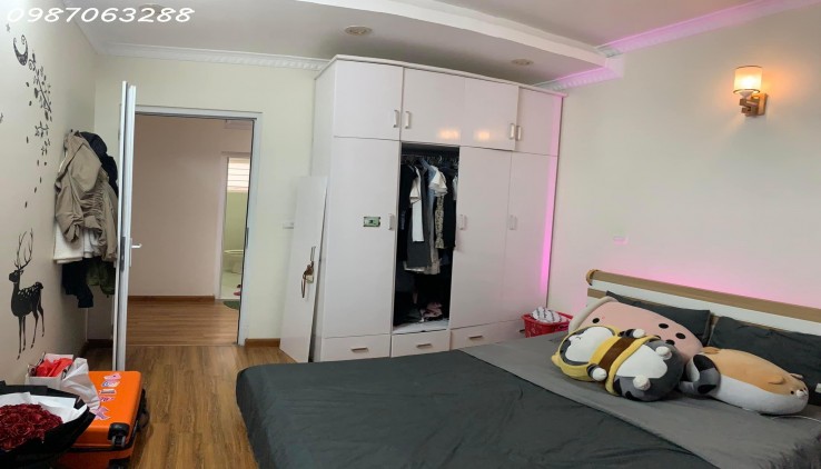 BÁN CHUNG CƯ 17T  HOÀNG ĐẠO THUÝ- CẦU GIẤY 83 M 2 NGỦ 4,5 TỶ 0987,063.288