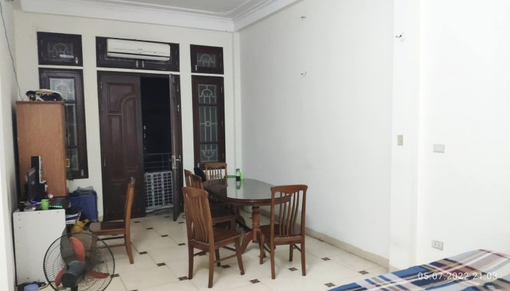 Bán nhà 54m2 tại ngõ 197 đường Hoàng Mai giá tốt 0988865556