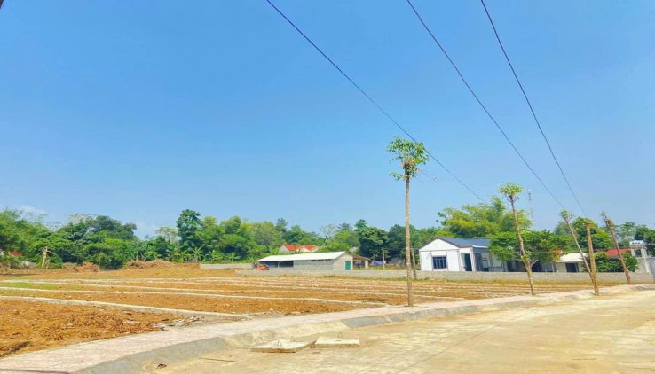 CHÍNH CHỦ BÁN LÔ ĐẤT SẴN SỔ ĐỎ ĐƯỜNG 8M GIÁP KHU CÔNG NGHIỆP GIÁ 180 TRIỆU