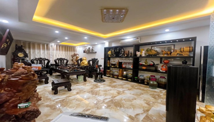 Bán Gấp ! Siêu Phẩm Mặt Phố Định Công Hạ 127m x 3 tầng, Giá 11 tỷ.