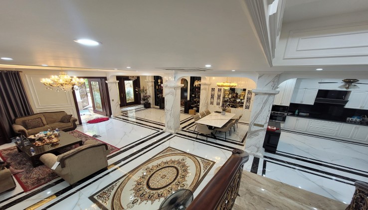 Bán nhà 97m², 4 tầng, mặt tiền 5.6m, Chỉ 13.6 Tỷ tại Lê Thanh Nghị, Bạch Mai, Hai Bà Trưng.