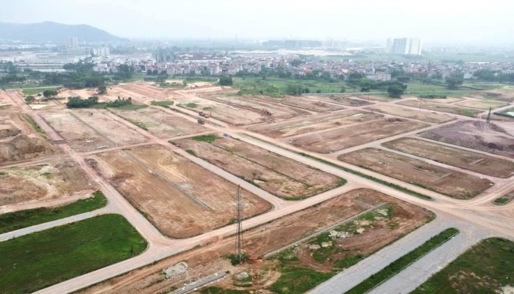 Chuyển nhượng lô Đình Trám Sen Hồ sổ nét căng.