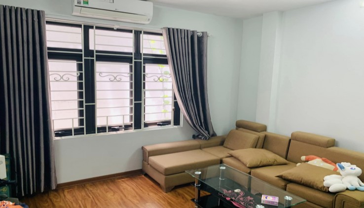 SIÊU PHẨM TÂY HỒ ĐẸP MỚI LUNG LINH, FULL NỘI THẤT TẶNG LẠI - NÉT CĂNG - SÁT VỈA HÈ Ô TÔ TRÁNH, KINH DOANH