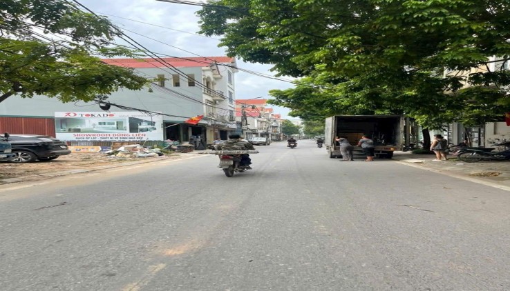 CHÍNH CHỦ BÁN NHANH LÔ ĐẤT TRỤC CHÍNH KINH DOANH ĐƯỜNG NHỰA TẠI HÀ NỘI GIÁ CHƯA TỚI 1 TỶ 0973851566