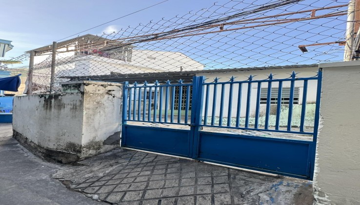 BÁN NHÀ CĂN GÓC CẤP 4 HẺM TRẦN QUÝ CÁP PHƯƠNG SÀI