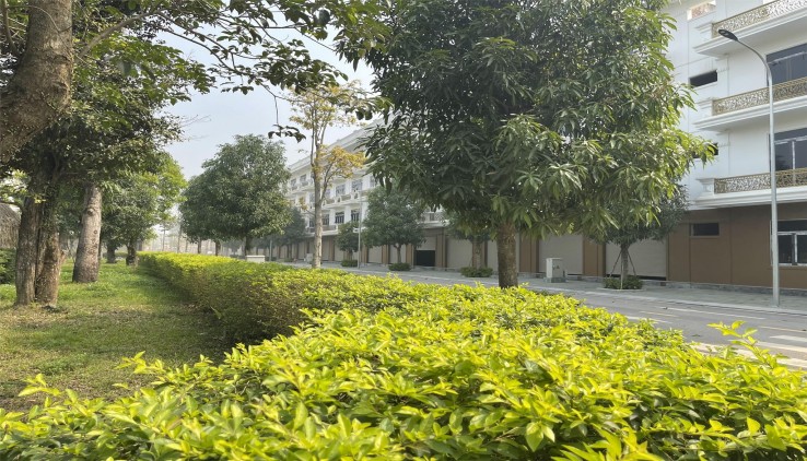 THANH TOÁN 1.8 TỶ. NHẬN NHÀ Ở NGAY. BAO SANG TÊN SỔ. CĐT: 0966 343 969
