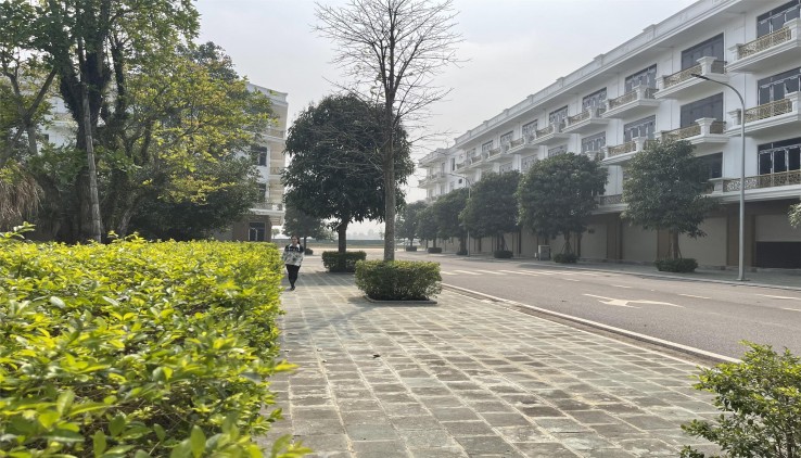 THANH TOÁN 1.8 TỶ. NHẬN NHÀ Ở NGAY. BAO SANG TÊN SỔ. CĐT: 0966 343 969