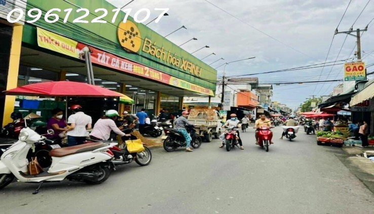 chỉ 300tr đã sở hữu được căn nhà đẹp gần chợ trường học sổ riêng thổ cư