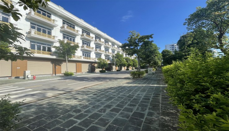 THANH TOÁN 1.8 TỶ.  KĐT XUÂN HƯNG CK ĐẾN 460 TRIỆU ĐỒNG. SIÊU KHOONGGIAN XANH.  CĐT: 0966 343 969