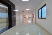 Bán tòa văn phòng Thanh Nhàn, 105m2, 8 tầng thang máy, mặt tiền 5.7m, 36 tỷ, ô tô tránh, kinh doanh đỉnh