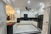 Bán Nhà Bạch Mai - 68m², Giá 5.7 Tỷ, Tặng Nhà 3 Tầng
