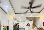 PHỐ VIP - GIANG VĂN MINH - GẦN OTO - 35M x 5 TẦNG - NHÀ MỚI - 3PN - Ở NGAY