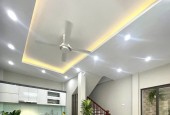 Bán nhà Kim Ngưu, 36m2, 5 tầng, mặt tiền 5.7m, giá 8,2 tỷ, đẹp mới, ô tô con đỗ cửa
