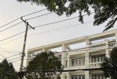 Bán nhà mặt tiền1 hầm 4 lầu 5x30m giá 13,5 tỷ Nguyễn Thị Búp, Q12