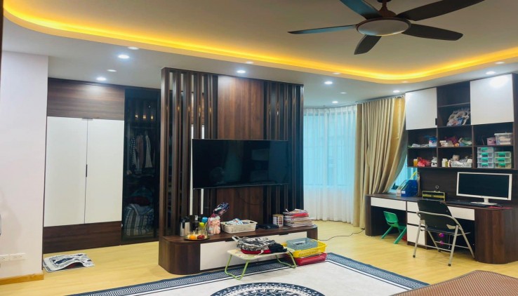 Pháo Đài Láng 33/55T3 7T 11MT

GIÁ 16.9 tỷ Đống Đa 

PHÂN LÔ - VỈA HÈ - LÔ GÓC - Ô TÔ LƯỢN VÒNG QUANH - 7 TẦNG THANG MÁY - NHÀ MỚI - KINH DOANH
