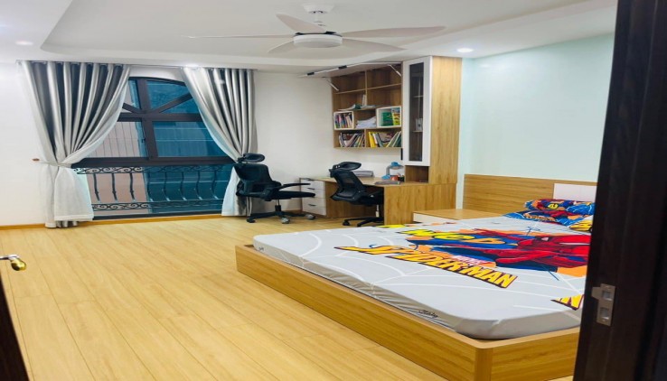 Pháo Đài Láng 33/55T3 7T 11MT

GIÁ 16.9 tỷ Đống Đa 

PHÂN LÔ - VỈA HÈ - LÔ GÓC - Ô TÔ LƯỢN VÒNG QUANH - 7 TẦNG THANG MÁY - NHÀ MỚI - KINH DOANH