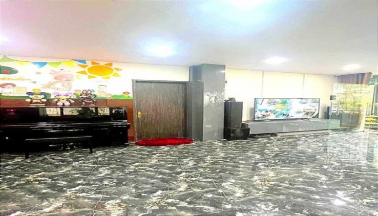 Mặt Tiền Thụt Minh Phụng Phường 10 Quận 11.