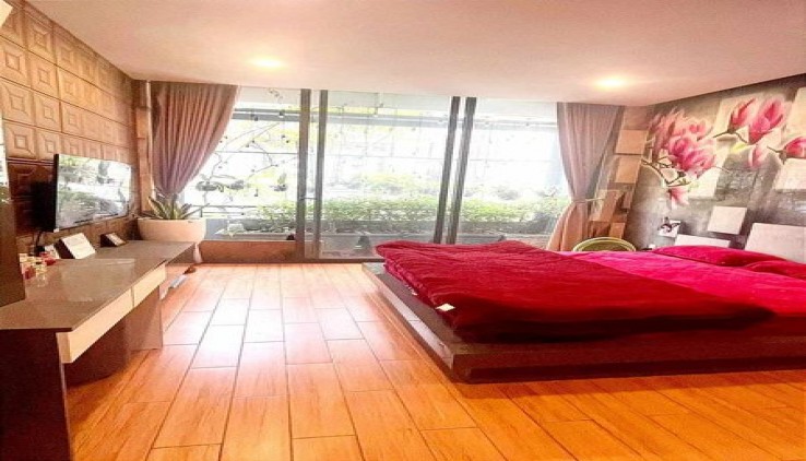 Mặt Tiền Thụt Minh Phụng Phường 10 Quận 11.
