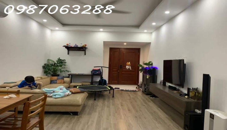 BÁN CHUNG CƯ N5 HOÀNG ĐẠO THUÝ- CẦU GIẤY 98M 3 NGỦ 4,6 TỶ 0987,063.288