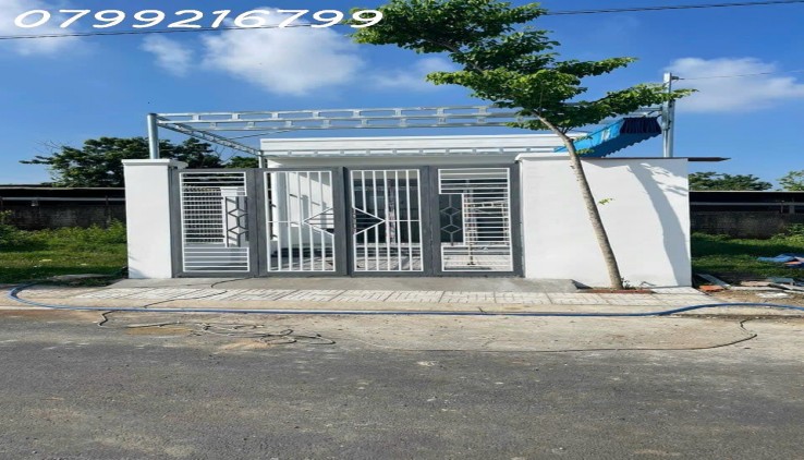 Đất nền giá rẻ Đồng Nai Trảng Bom Đồng Nai sổ riêng thổ cư 1 sẹc QL1A. Trọn sổ 1 tỷ 150 . LH 0799 216 799 em Trinh.