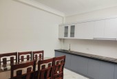 Bán nhà 1194 đường Láng, ngõ ô tô, xây 5 tầng, chắc chắn, ở ngay, an ninh tốt