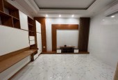 Nhà P/Lô Hoàng Văn Thái, OTO, Kinh Doanh, 90m², Giá 17.8 Tỷ