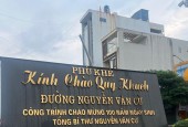 BÁN SHOPHOUES 3 TẦNG 1 TUM . NGAY SÁT VINHOME CỔ LOA .GIÁ CHỈ BẰNG 1/3 CỦA VIN
