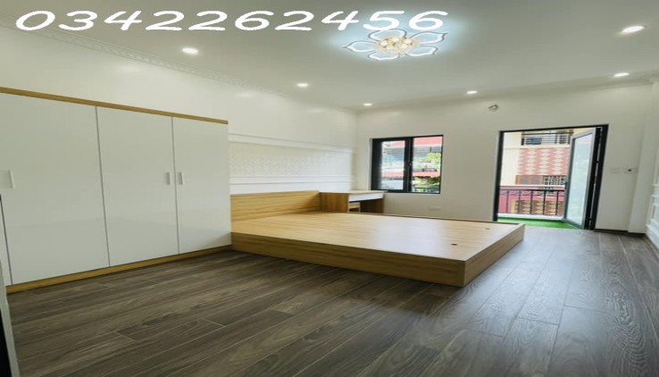 Bán Nhà Phố Quan Nhân, Thanh Xuân, Diện Tích 40m2, ÔTô Vào, 5 Tầng Mới, Gía Rẻ, Nhỉnh 6Tỷ.