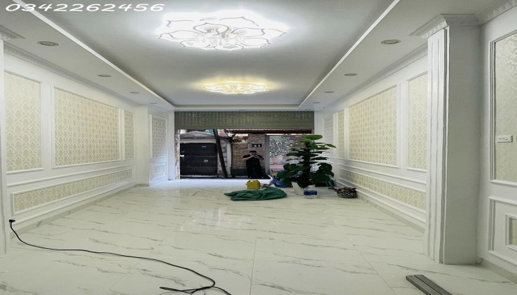 Bán Nhà Phố Quan Nhân, Thanh Xuân, Diện Tích 40m2, ÔTô Vào, 5 Tầng Mới, Gía Rẻ, Nhỉnh 6Tỷ.