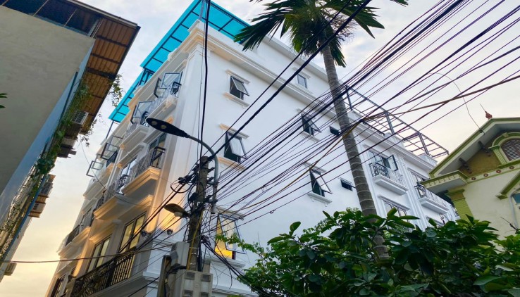 BÁN NHÁ Đường Cầu Giấy ; Diện Tích40m2 ; 4Tầng  Mặt Tiền 3.5 ; Giá Chào 8.15 tỷ Cầu Giấy Hà Nội