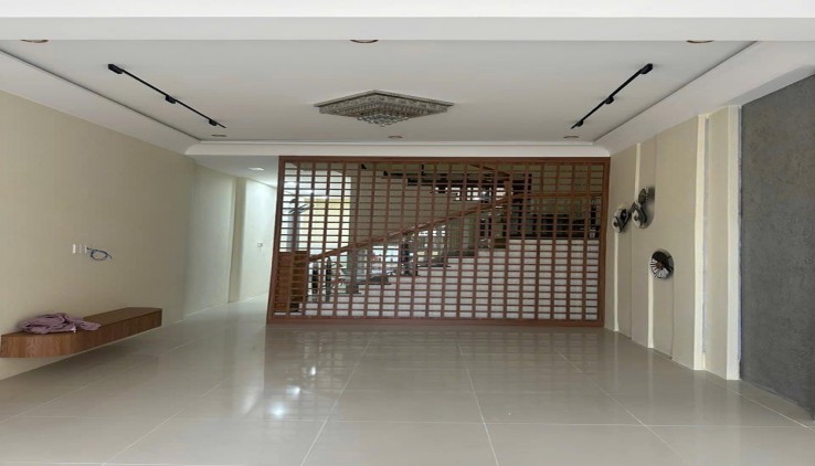 BÁN NHÀ 3 TẦNG MẶT TIỀN ĐƯỜNG TÂN TRÀO, VĨNH NGUYÊN, NHA TRANG - VỊ TRÍ ĐẮC ĐỊA, GIÁ TỐT 4.95 TỶ! 
