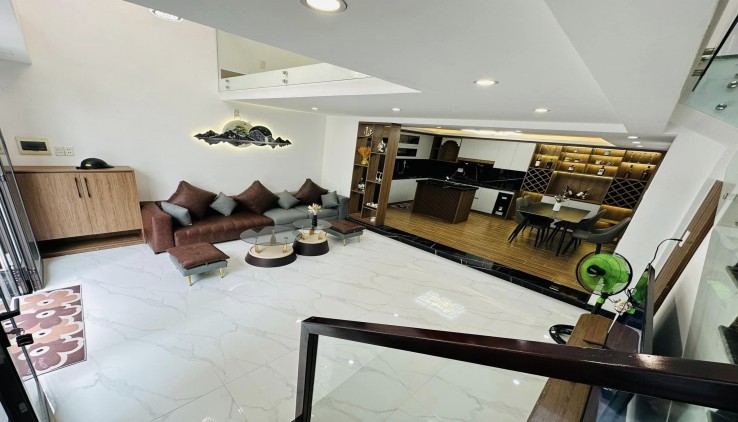 ♣ Nhà Kiệt Ô tô 5m, thẳng 70m ra Nguyễn Hữu Thọ, 48m2, 3 tầng đẹp, nhỉnh 4 tỷ