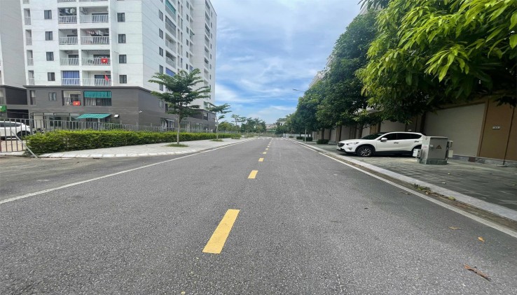 NHÀ PHỐ 4 TẦNG, GIAO NHÀ KINH DOANH ĐƯỢC NGAY - ĐỐI DIỆN 3 TOÀ CHUNG CƯ.  CĐT: 0966 343 969