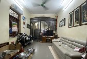 Bán nhà mặt phố Hòa Mã, diện tích 140m2, 74.5 tỷ, vỉa hè rộng, đường ô tô 2 chiều, kinh doanh đỉnh