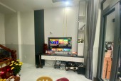 Bán nhà 3 tầng 1 tum hẻm 2-4 Gần chợ Đầm - Vạn Thắng - Nha trang
