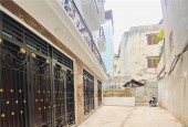 CCMN TRUNG KÍNH- CẦU GIẤY 48m2 -5T -9 PHÒNG CHO THUÊ-DOANH THU 50TR/THÁNG-GIÁ CHÀO 10.4 TỶ
