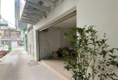 Bán nhà đẹp Phố Hồng Tiến 46.2m2,6 tầng,mặt tiền 5.5m, có thang máy, 10.1 tỷ.Ô tô vào nhà, câchs 1 nhà ra mặt phố Hồng Tiến.