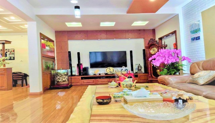 (MẶT NGÕ THÔNG, Ô TÔ TRÁNH, KINH DOANH) Bán Nhà XÃ ĐÀN, Đống Đa, 50m, 5T, mặt tiền 6m